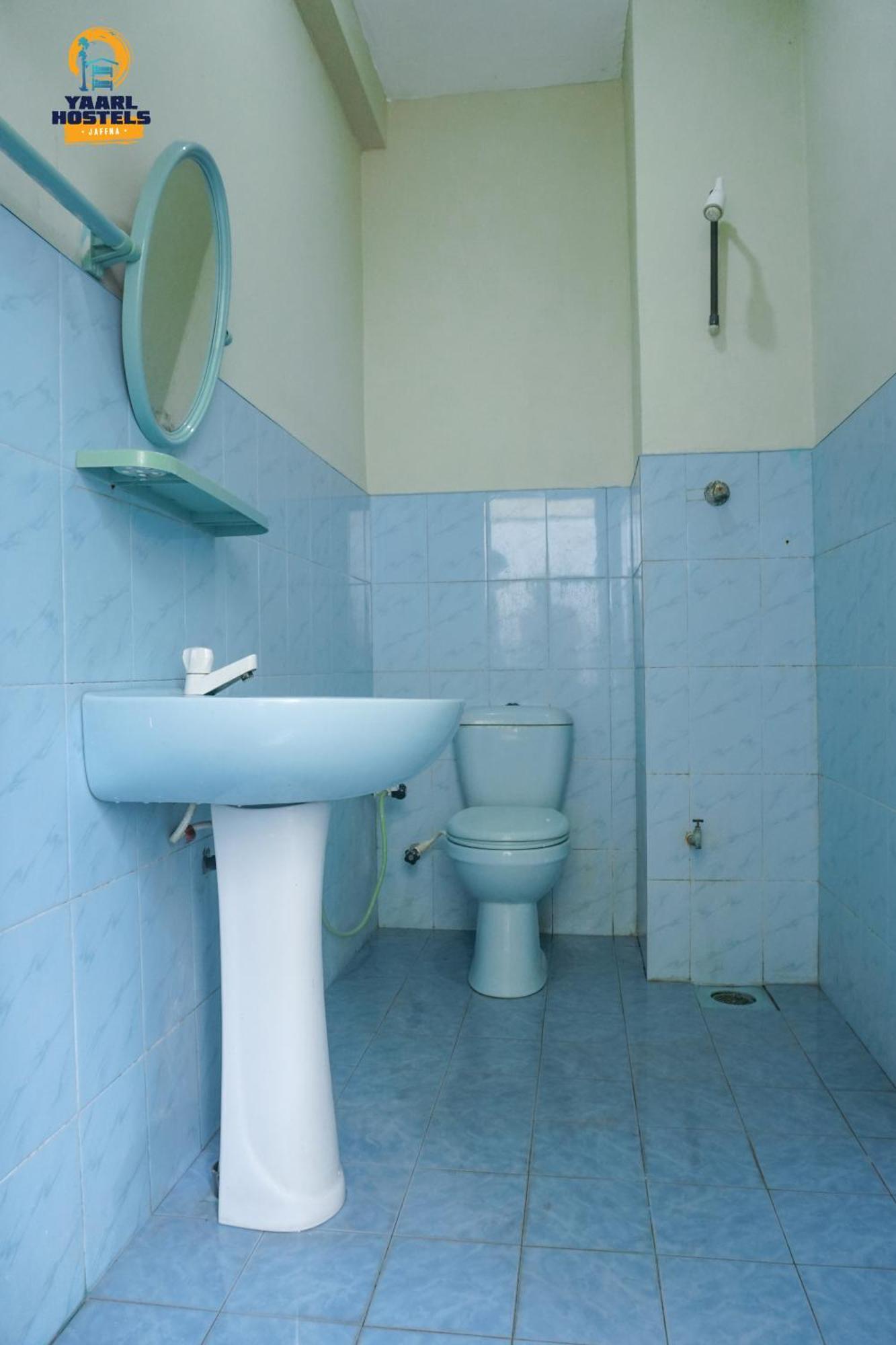 Yaarl Hostels Jaffna Zimmer foto